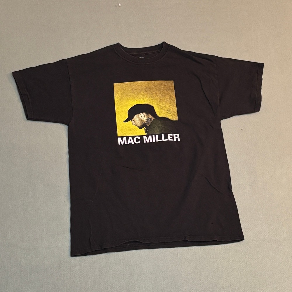 Mac Miller Graphic T-Shirt Mens Large Black Yellow Portrait Hip Hop Rap Tee